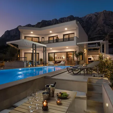 Vila 4br Panoramic View - What'app - 0049-1521-4658-810 - For Reservations! Makarská